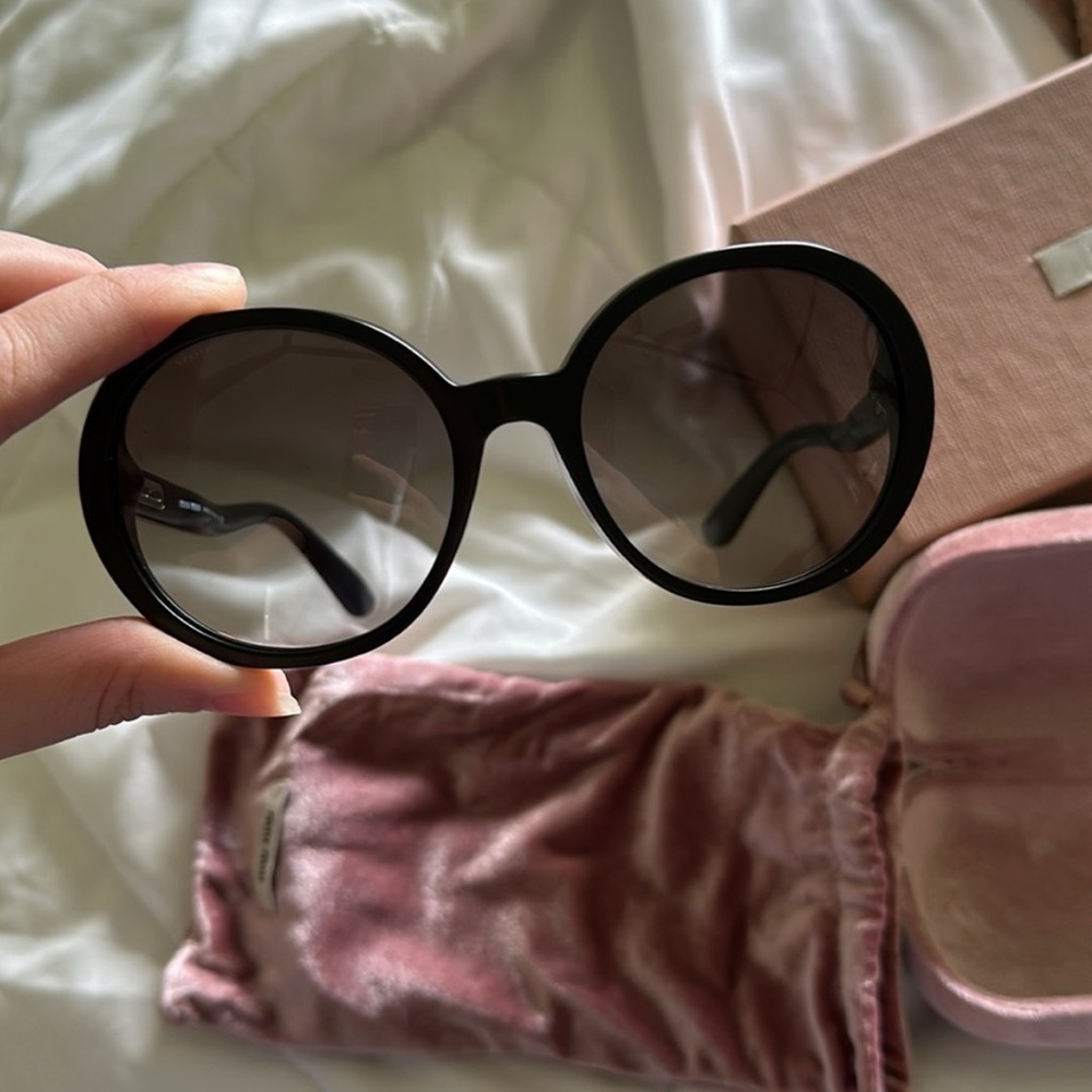 Miu Miu Retro 70s- 80s black matte circle sunglasses